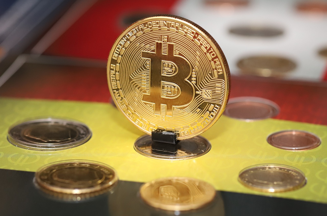 以太坊巨鲸投降！6.5万枚ETH做多仓位昨晚已近全数止损